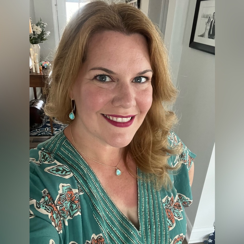 Meet your Posher, April